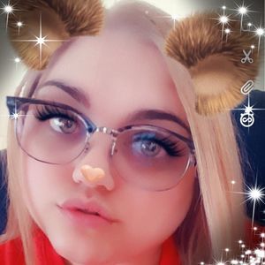 Meet your Posher, Erika